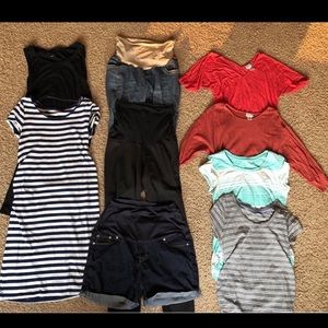 Maternity clothes lot